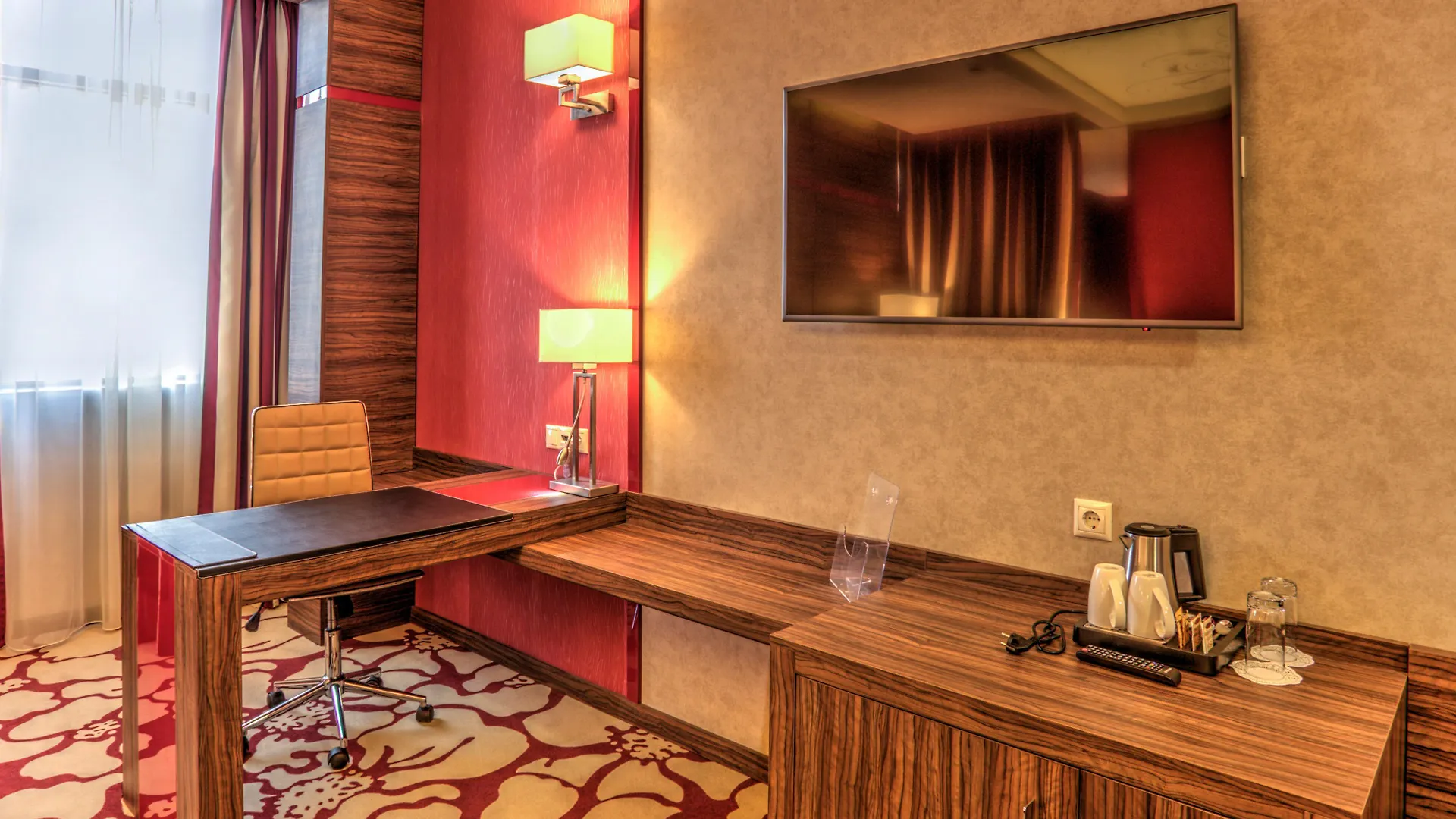Holiday Inn Plovdiv By Ihg 4*,  Bulgaristan