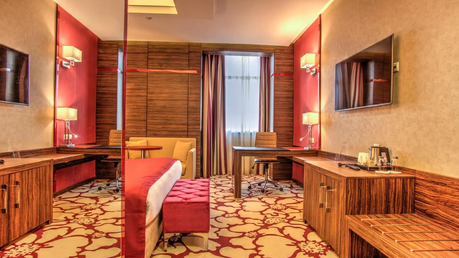 Holiday Inn Plovdiv By Ihg Otel