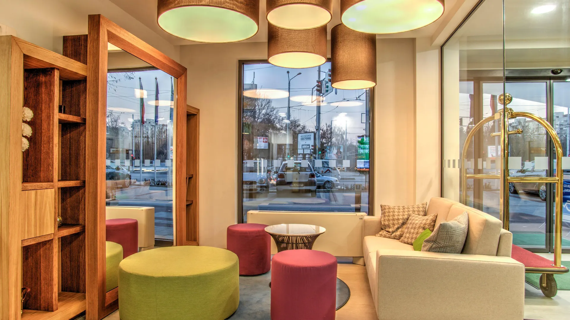 Holiday Inn Plovdiv By Ihg 4*,
